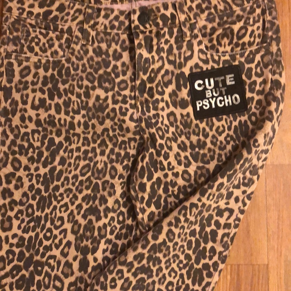ππ½ππΌππ» Leopard Jeans - Picture 4 of 7